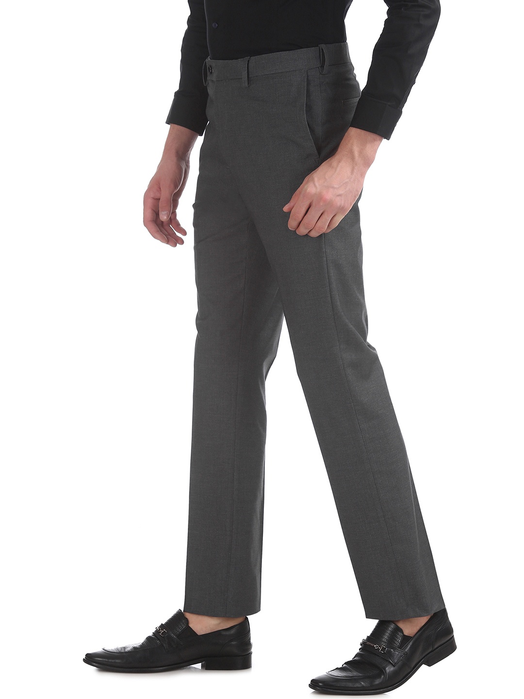 

Arrow Men Charcoal Grey Tapered Fit Solid Formal Trousers