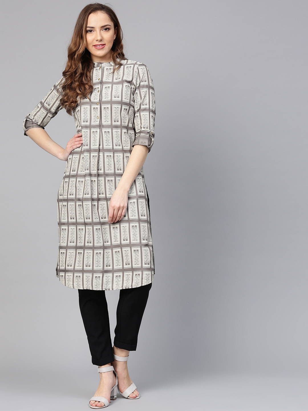 

W Women Grey & Off-White Printed Straight Kurta