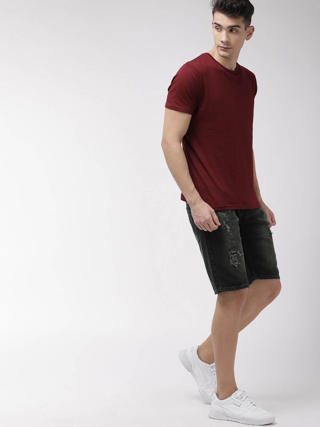 

HIGHLANDER Men Black Washed Slim Fit Denim Shorts