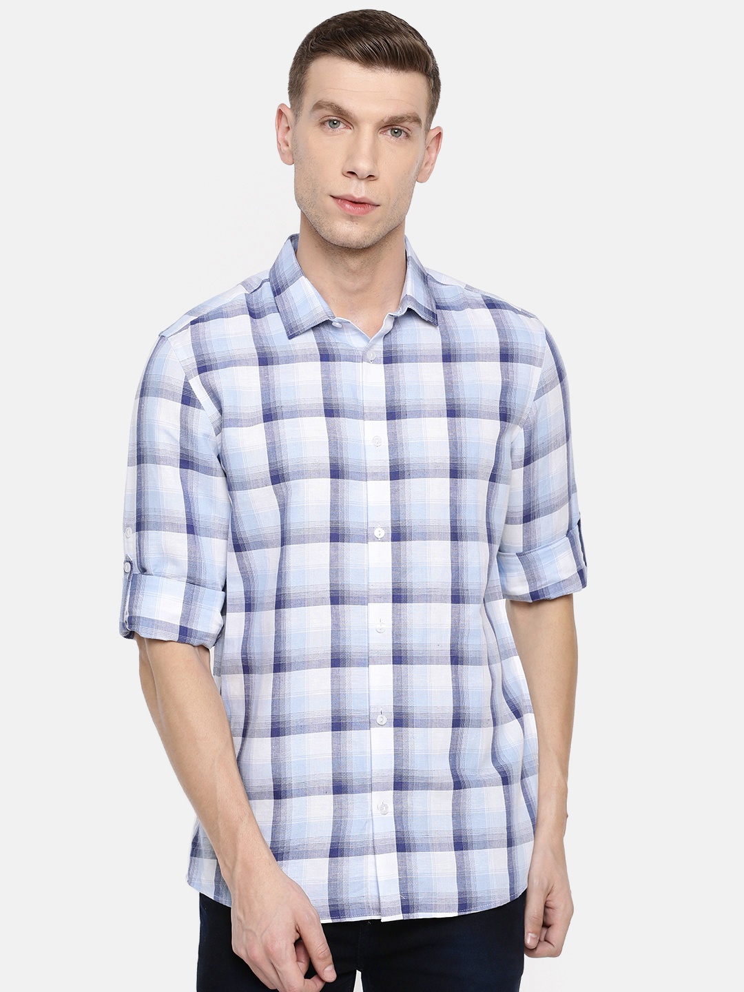 

Calvin Klein Jeans Men Blue & White Checked Casual Shirt