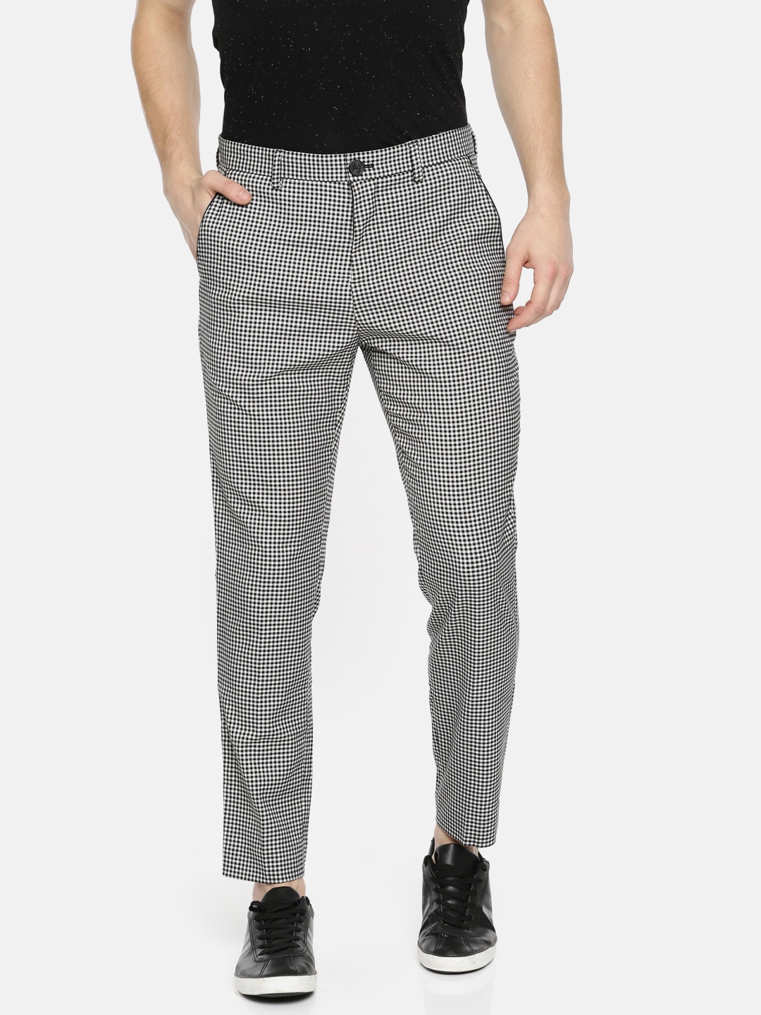 

Jack & Jones Men Black & White Slim Fit Checked Cropped Regular Trousers