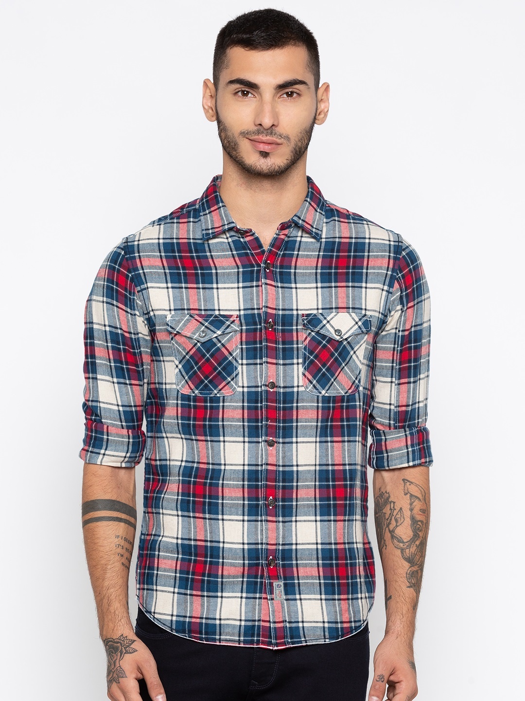 

SPYKAR Men Red & Black Slim Fit Checked Casual Shirt