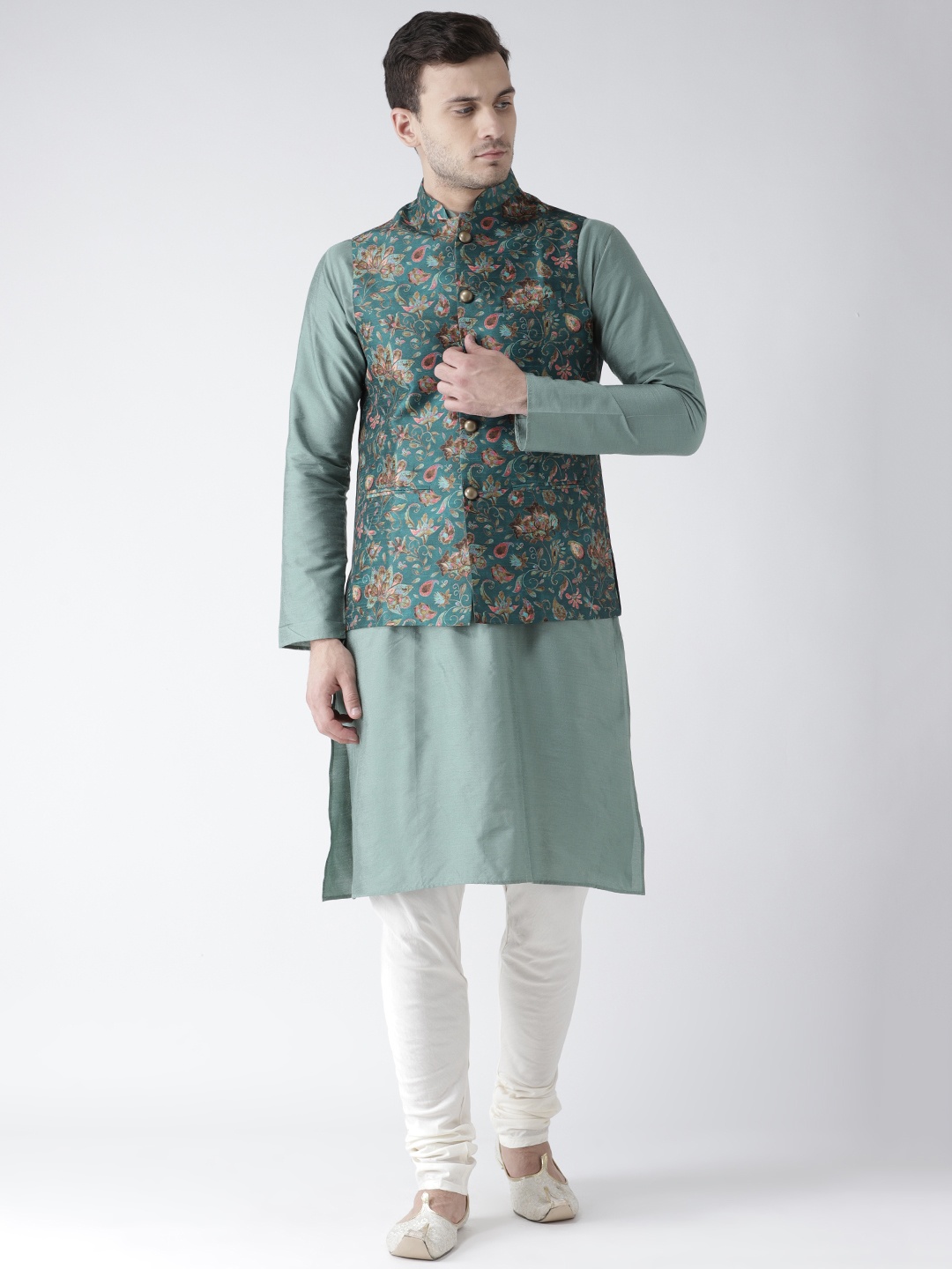 

KISAH Men Green & Cream-Coloured Printed Kurta with Churidar & Nehru Jacket