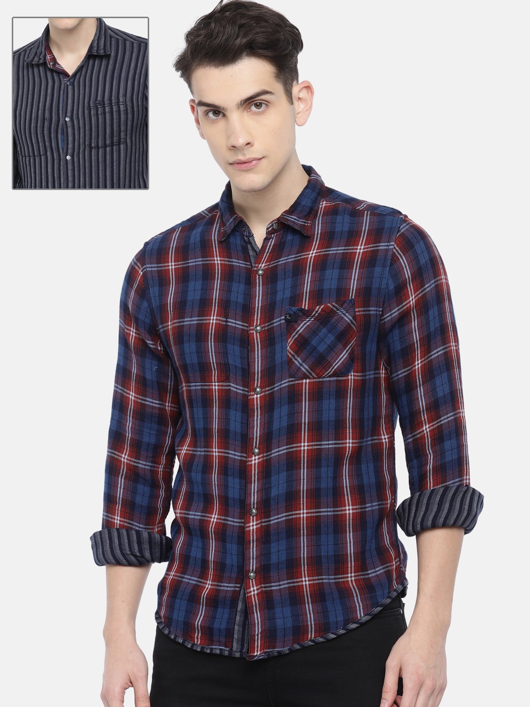 

SPYKAR Men Red & Navy Blue Slim Fit Checked Reversible Casual Shirt