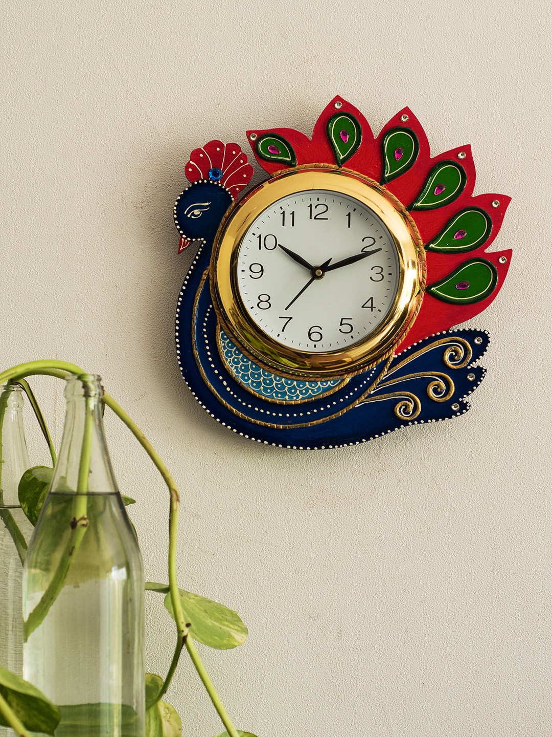 

eCraftIndia White Handcrafted Quirky Solid Analogue Wall Clock