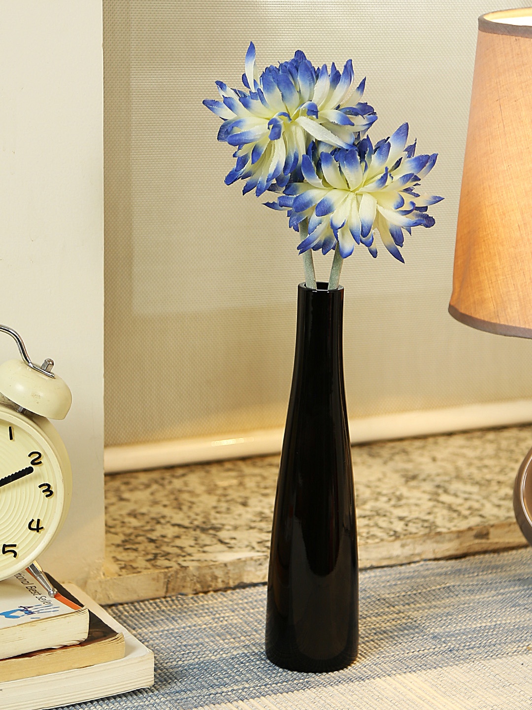 

Aapno Rajasthan Black Glass Flower Vase