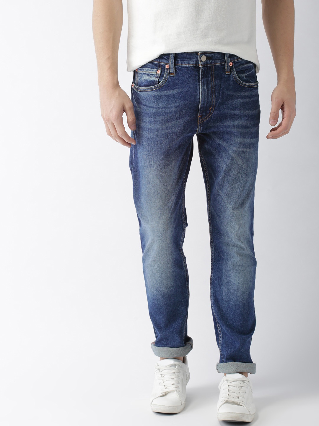 

Levis Men Blue Slim Fit Low-Rise Clean Look Stretchable Jeans 512