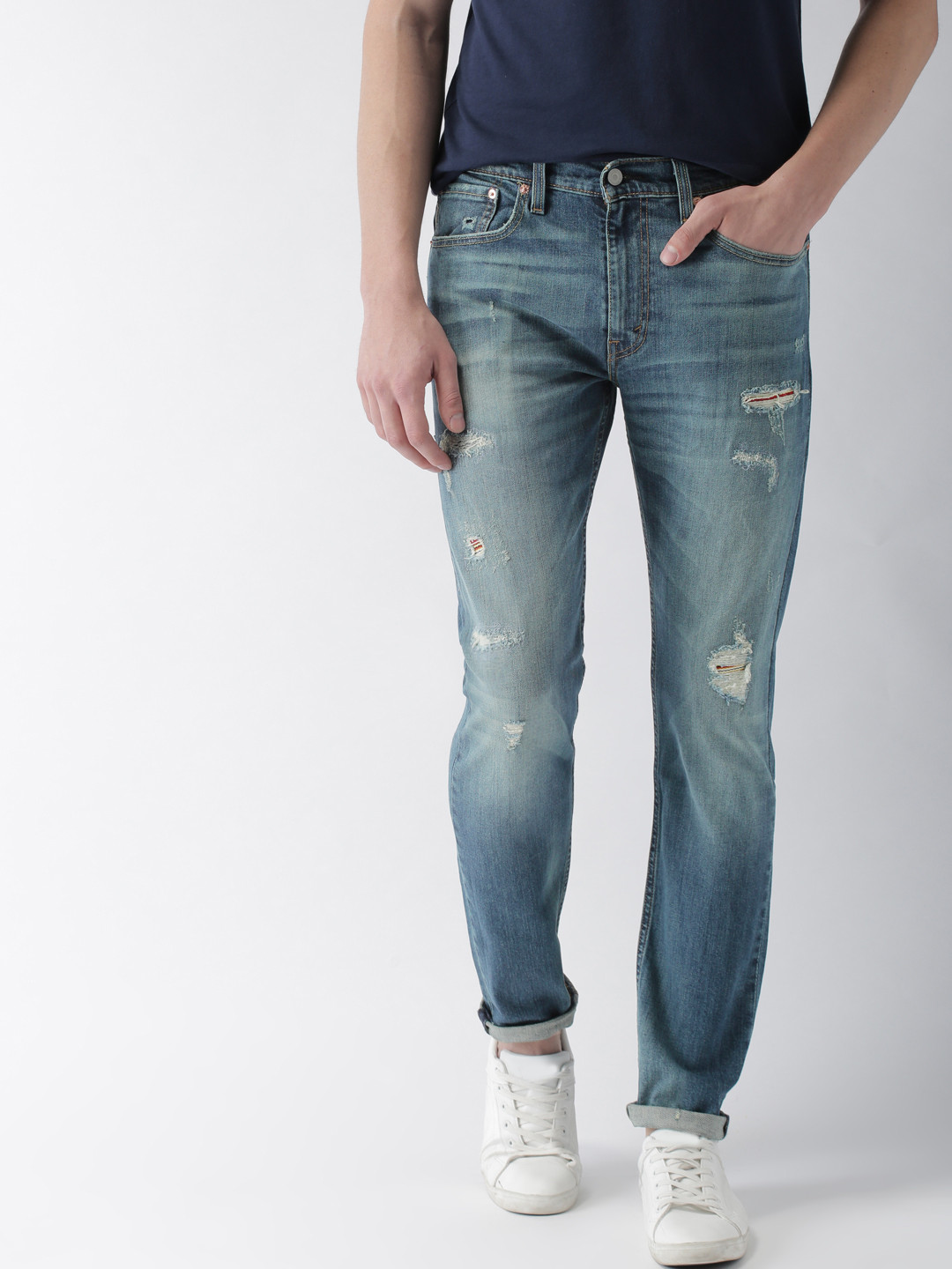 

Levis Men Blue Slim Tapered Fit Low-Rise Mildly Distressed Stretchable Jeans 512