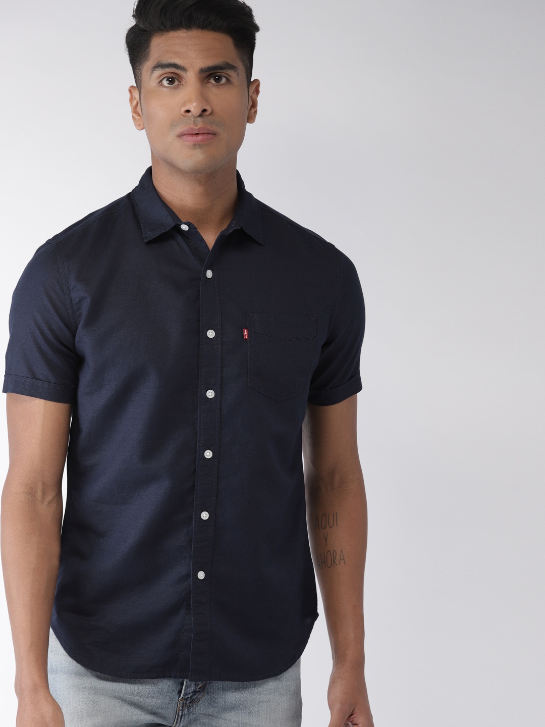 

Levis Men Navy Blue Slim Fit Solid Casual Shirt