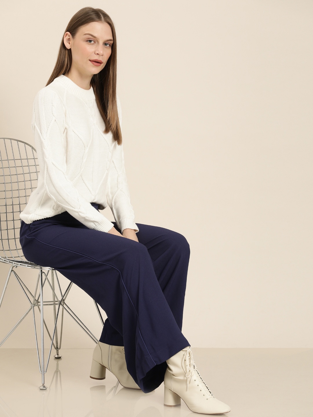 

her by invictus Women Navy Blue Regular Fit Solid Parallel Trousers