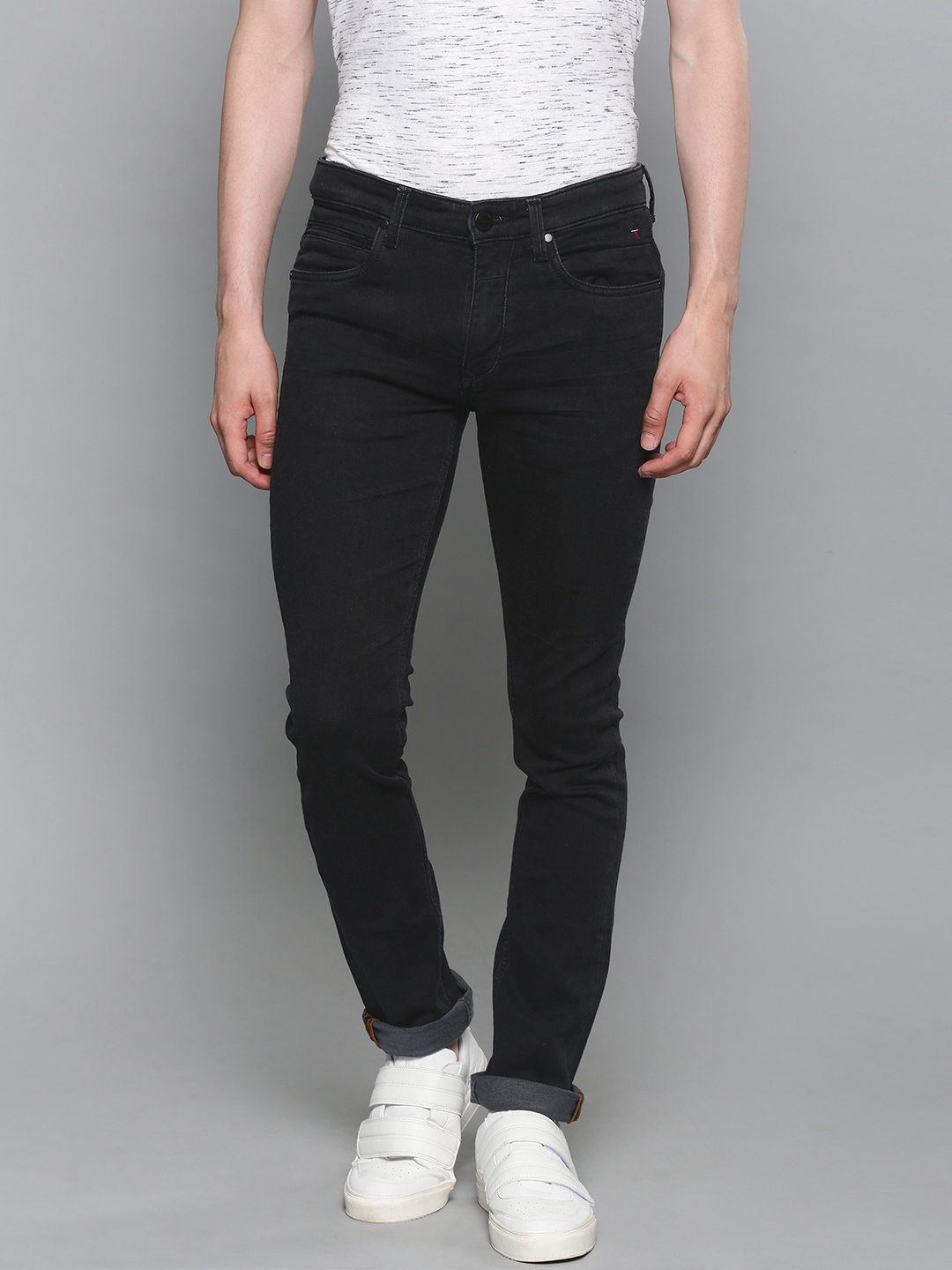 

Louis Philippe Jeans Men Black Super Slim Fit Low-Rise Clean Look Stretchable Jeans