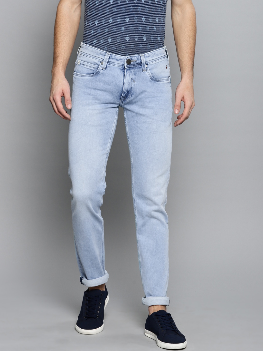 

Louis Philippe Jeans Men Blue Matt Slim Fit Low-Rise Clean Look Stretchable Jeans