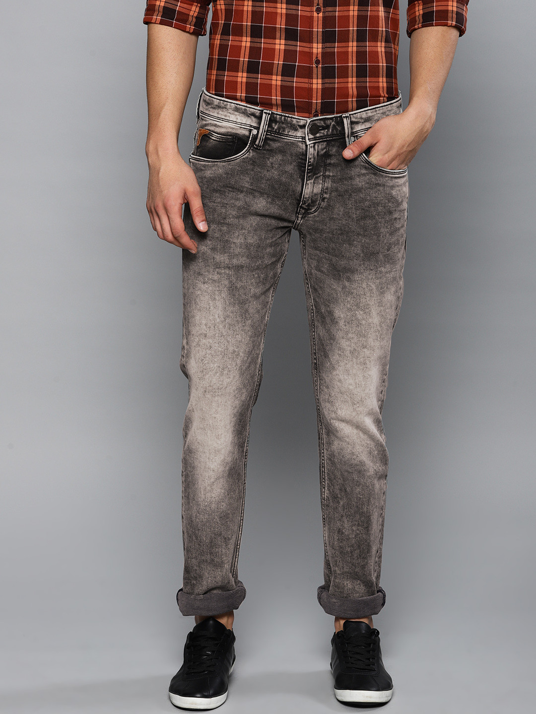

Louis Philippe Jeans Men Grey Matt Slim Fit Low-Rise Clean Look Stretchable Jeans
