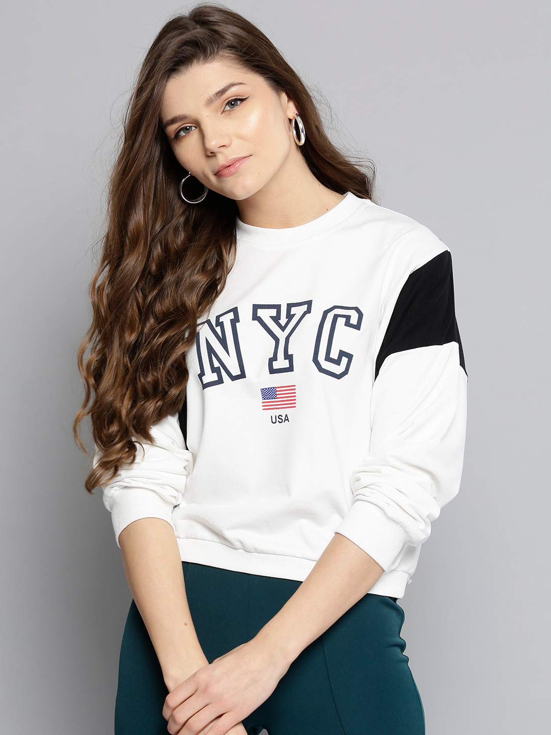 

Harpa Women White & Navy Blue Printed Sweatshirt