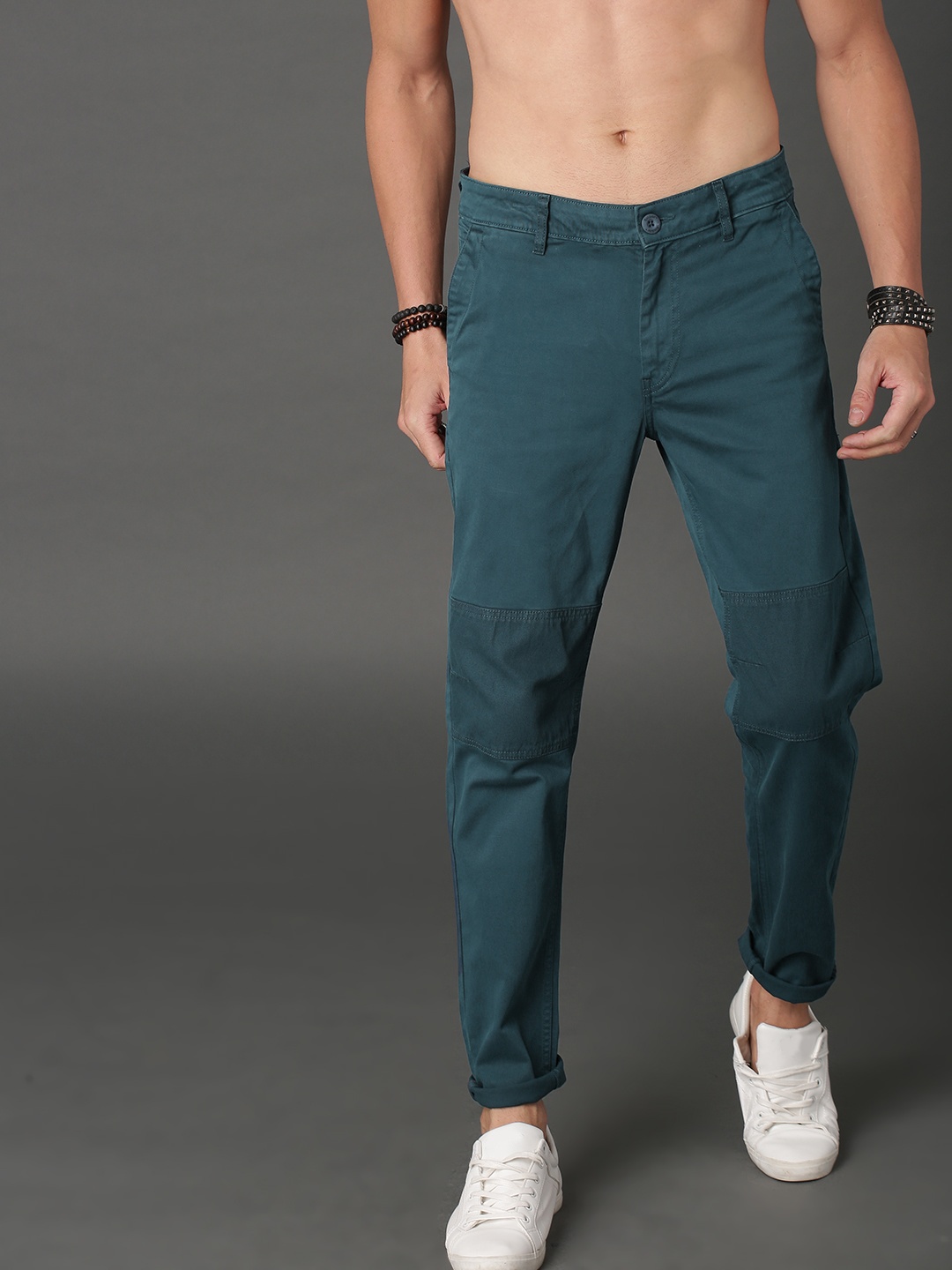 

Roadster Men Teal Blue Slim Fit Solid Chinos