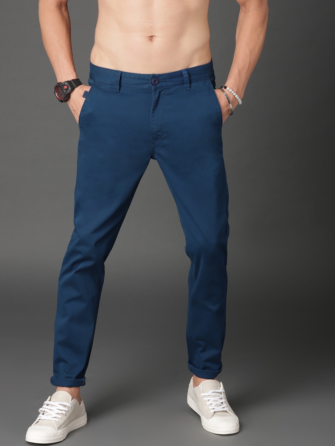 

Roadster Men Blue Regular Fit Solid Chinos