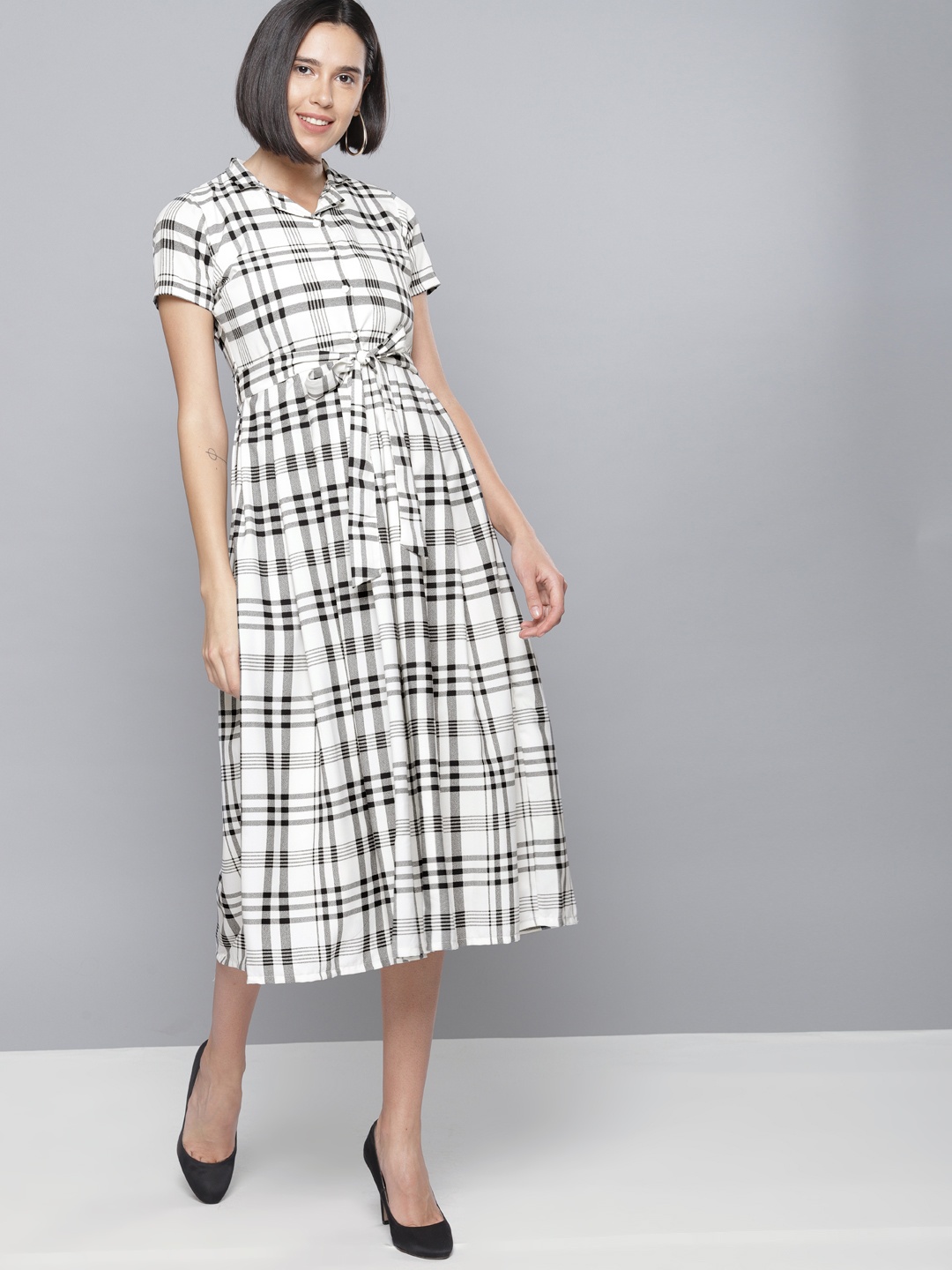 

Tokyo Talkies Women White & Black Checked Fit and Flare Dress