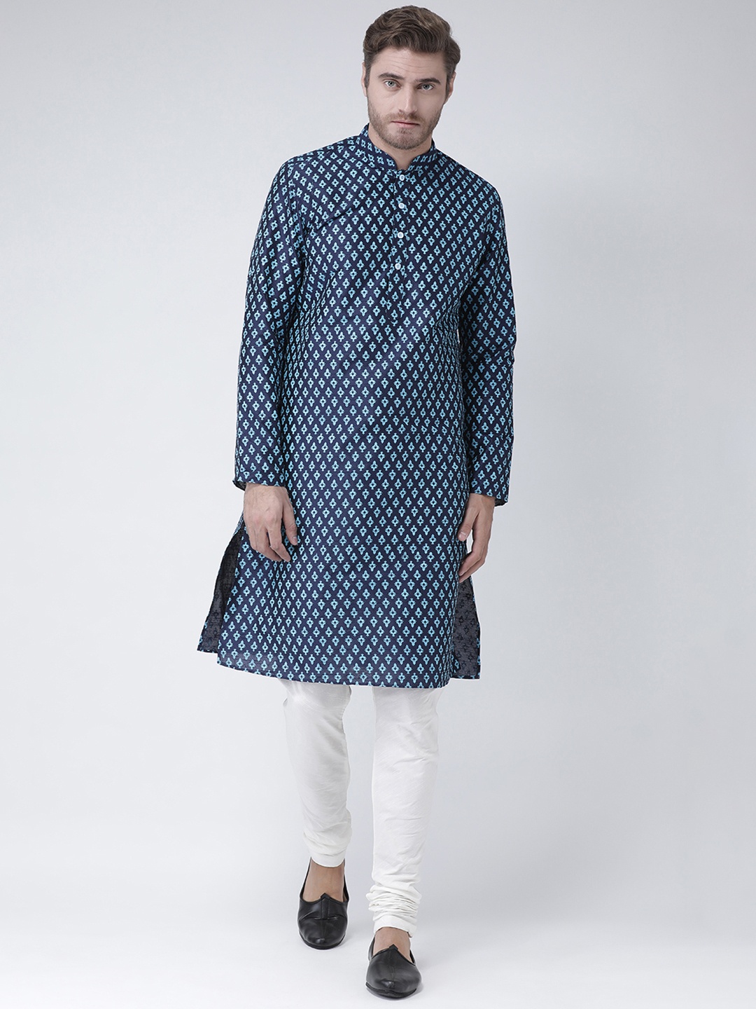 

DEYANN Men Green & Off-White Printed Kurta with Churidar
