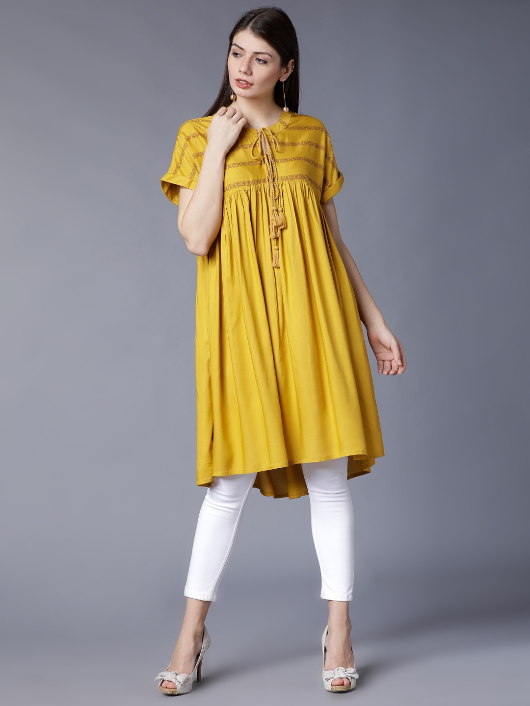 

Vishudh Women Mustard Printed A-Line Kurta