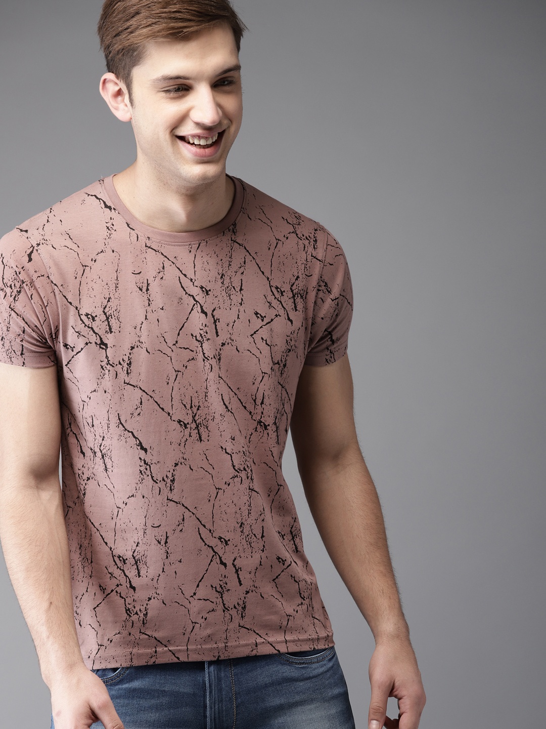 

HERENOW Men Mauve Printed Round Neck Pure Cotton T-shirt