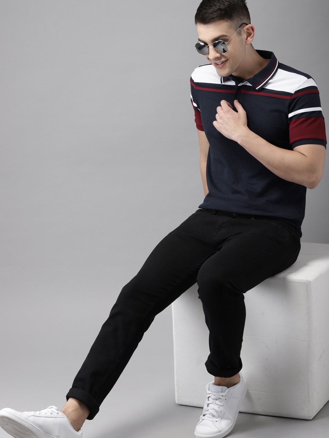 

HERE&NOW Men Navy Blue Solid Polo Collar T-shirt