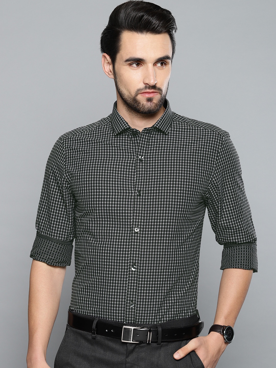 

Louis Philippe Men Black & White Super Slim Fit Checked Formal Shirt