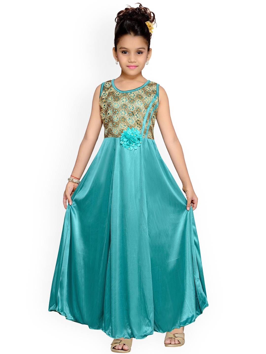 

Kidling Girls Green Self Design Fit and Flare Dress