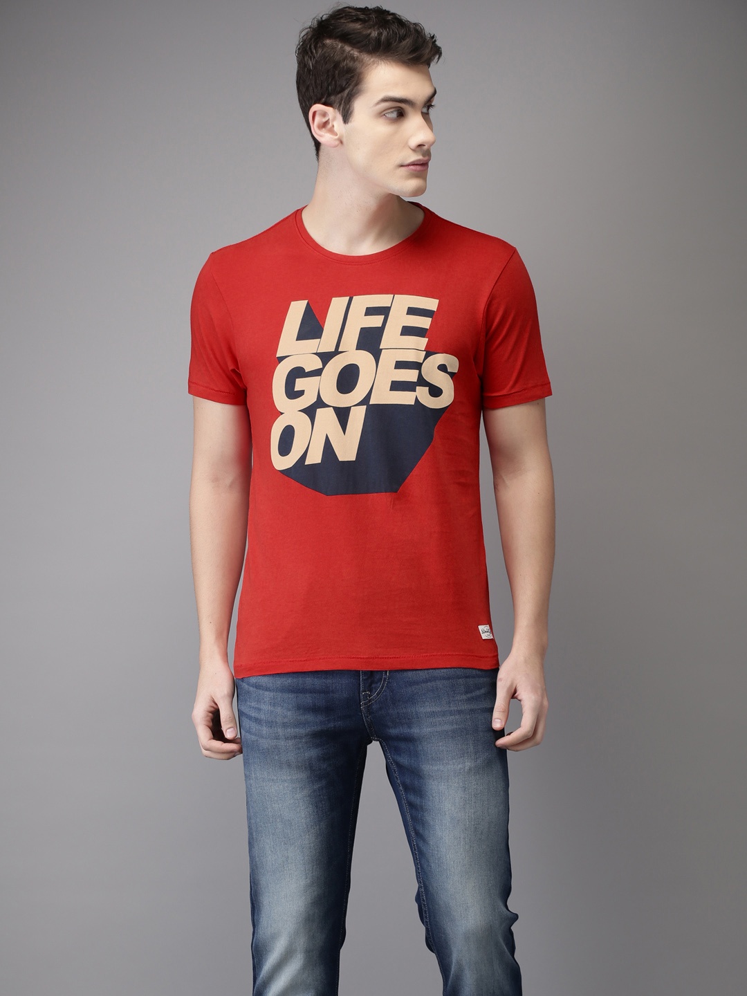 

Flying Machine Men Red Printed Round Neck Pure Cotton T-shirt