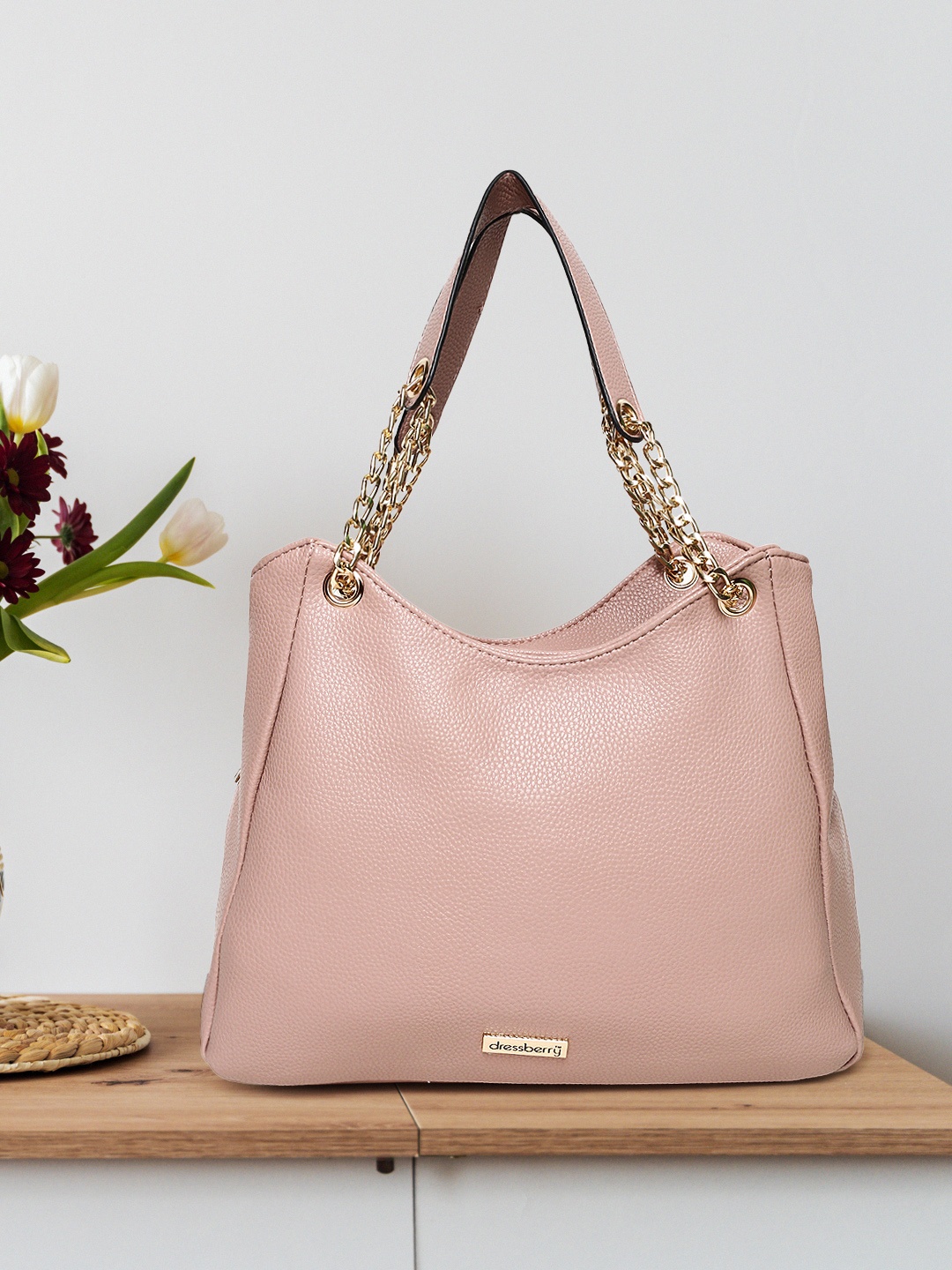 

DressBerry Pink Solid Shoulder Bag