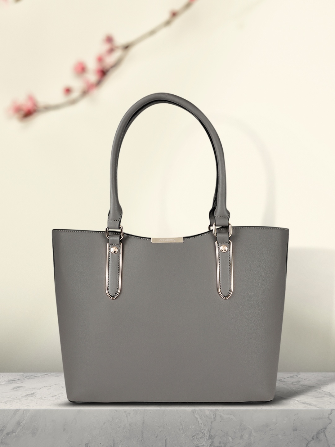 

DressBerry Grey Solid Shoulder Bag