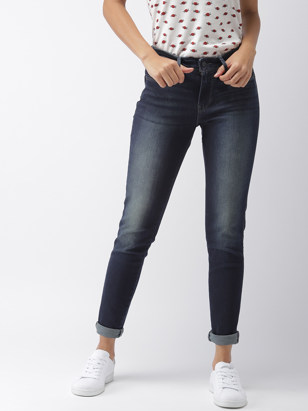 

Levis Women Blue Skinny Fit Mid-Rise Clean Look Stretchable Jeans 711