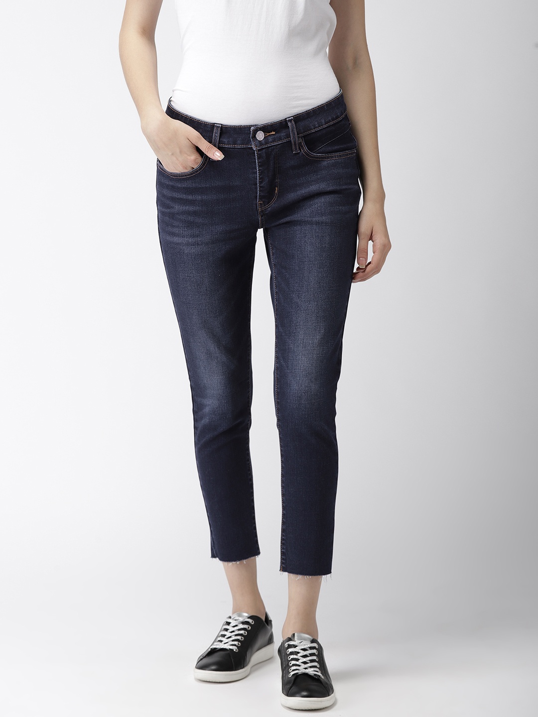 

Levis Women Blue Skinny Fit Mid-Rise Clean Look Stretchable Jeans