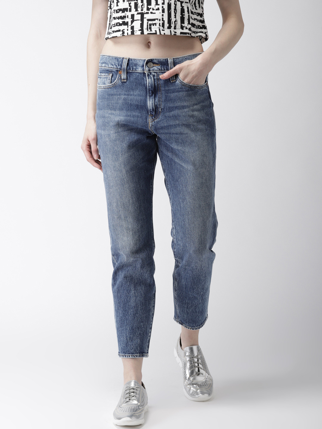 

Levis Women Blue Skinny Fit High-Rise Clean Look Stretchable Cropped Jeans