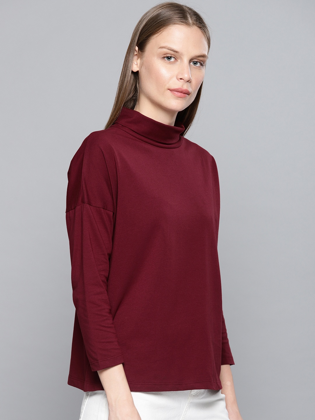 

Chemistry Women Maroon Solid Turtle Neck T-shirt