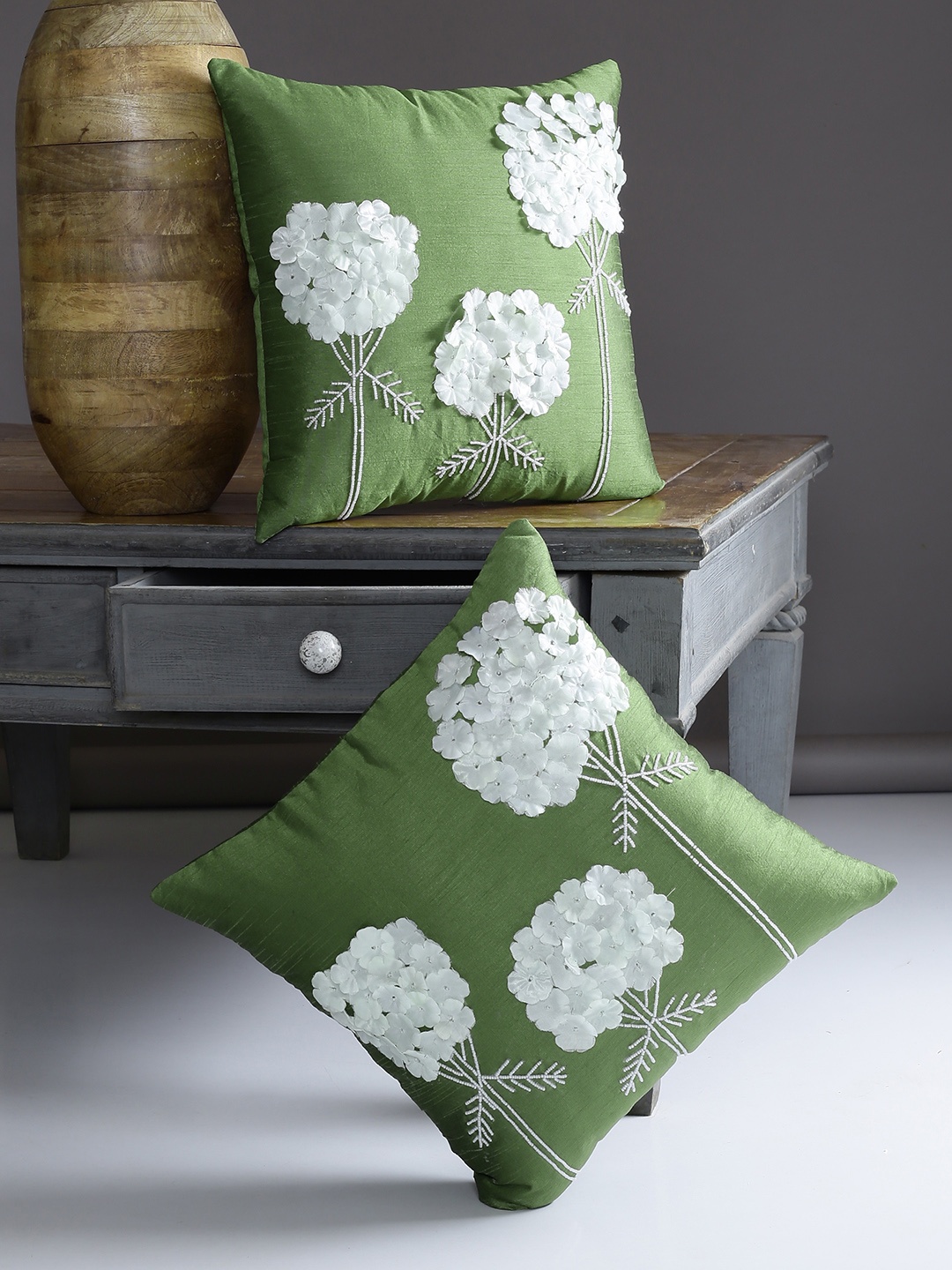 

Alina decor Green Set of 2 Floral Square Cushion Covers