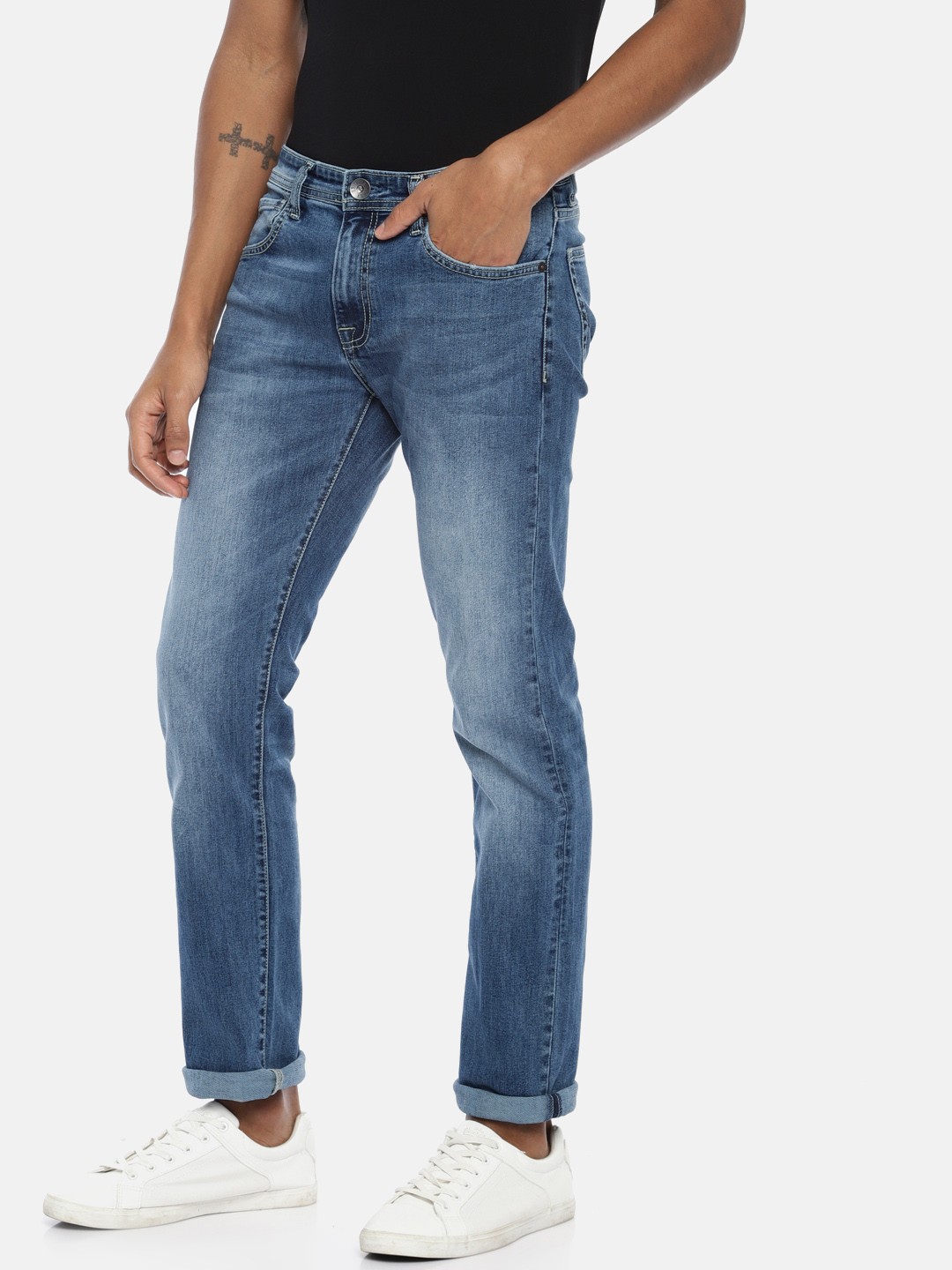 

Pepe Jeans Men Blue Vapour Slim Fit Low-Rise Clean Look Stretchable Jeans