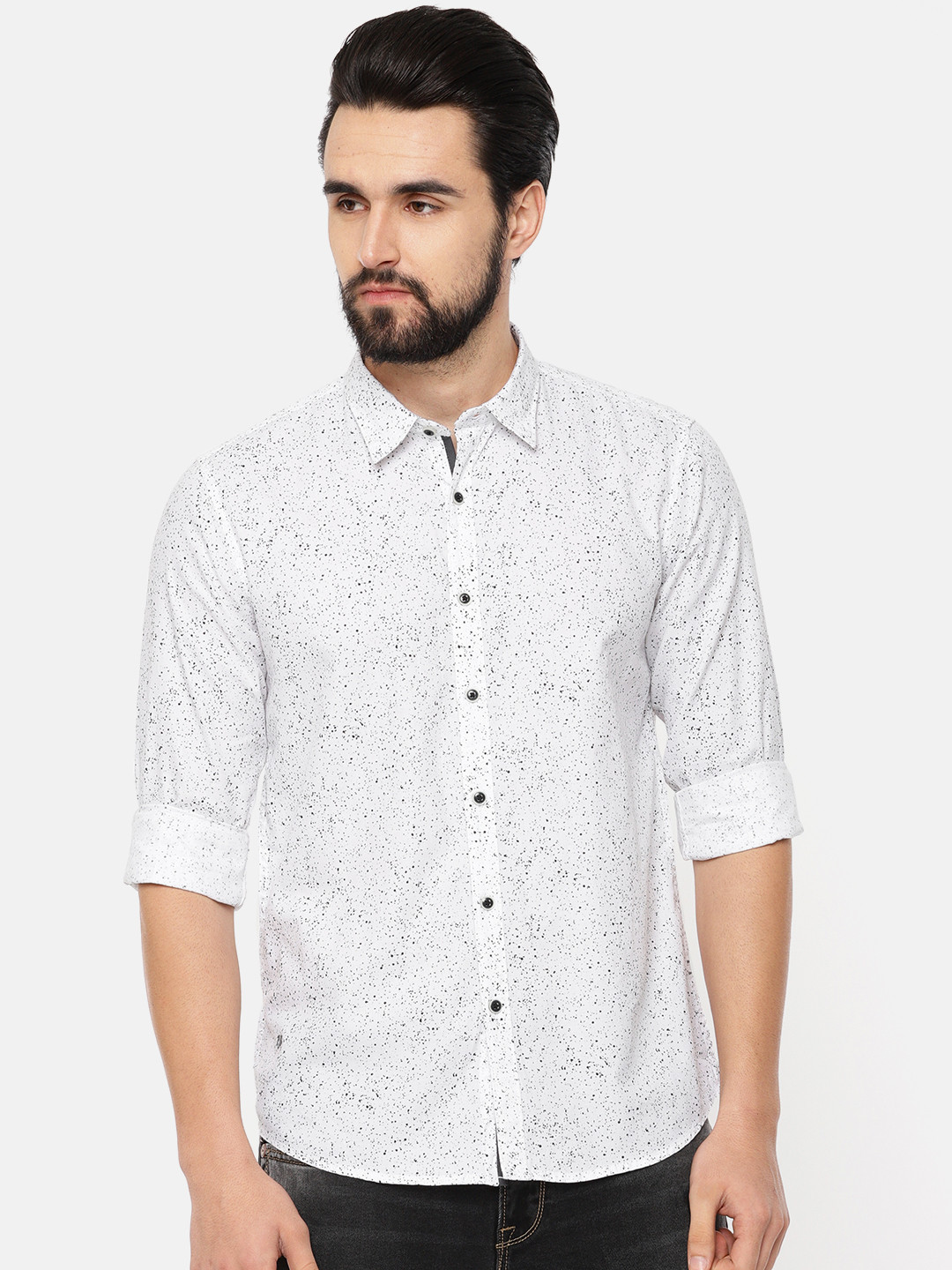 

Pepe Jeans Men White & Black Regular Fit Printed Casual Shirt