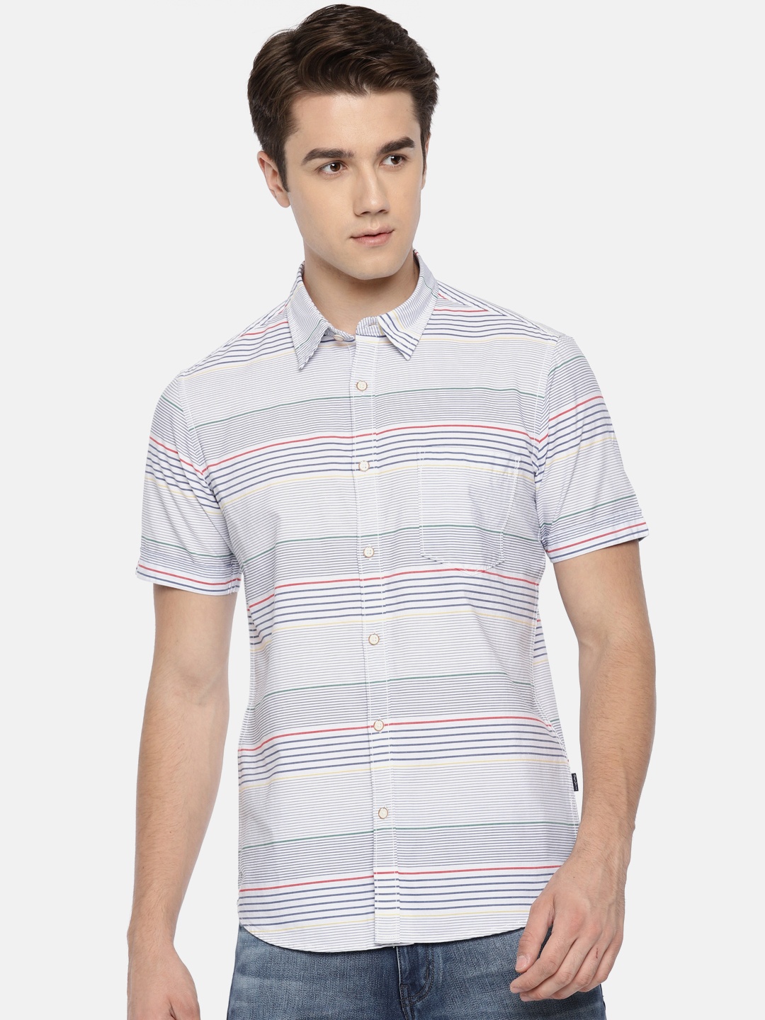 

Pepe Jeans Men White & Blue Regular Fit Striped Casual Shirt