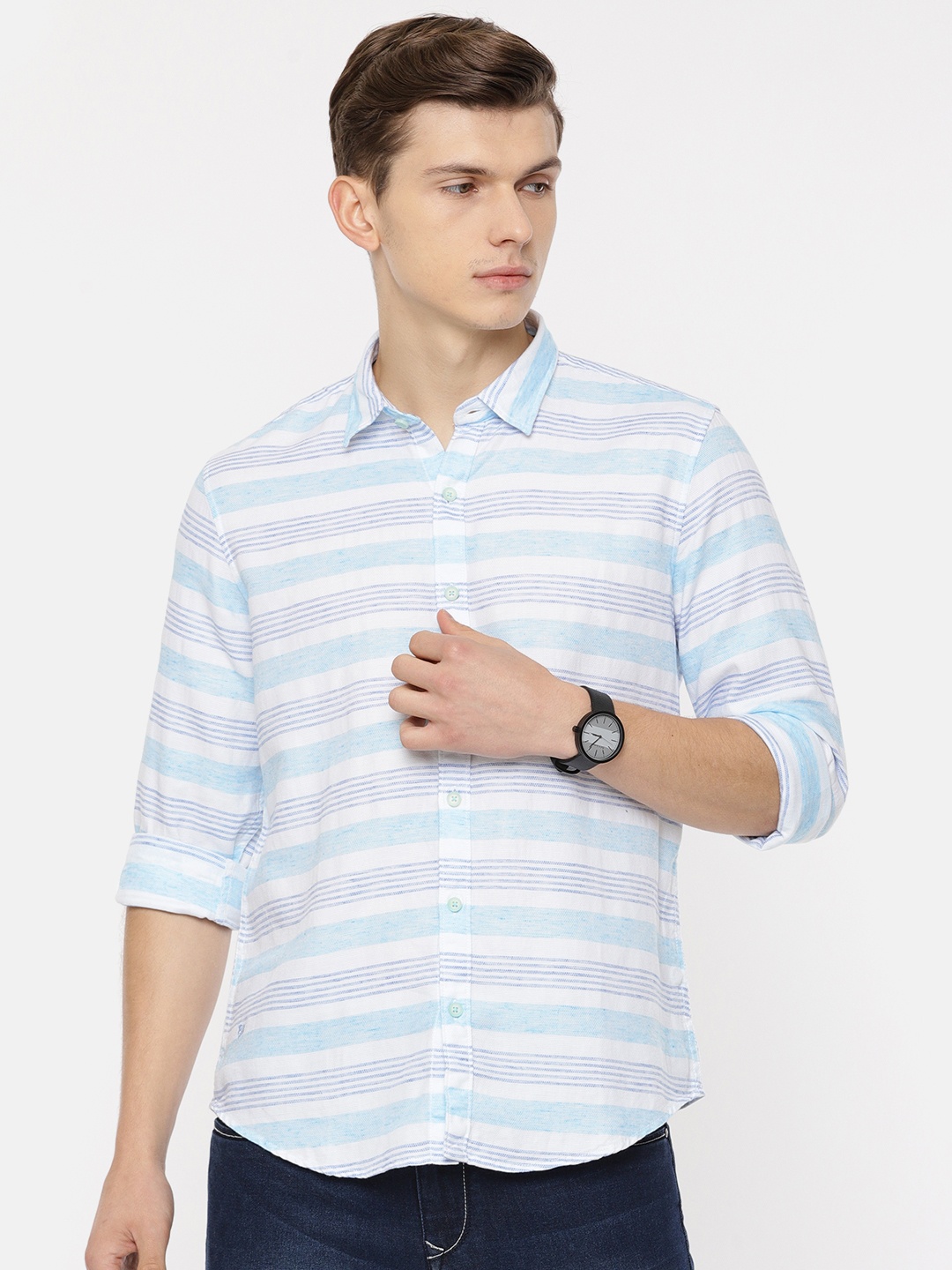 

Pepe Jeans Men Blue Slim Fit Striped Casual Shirt