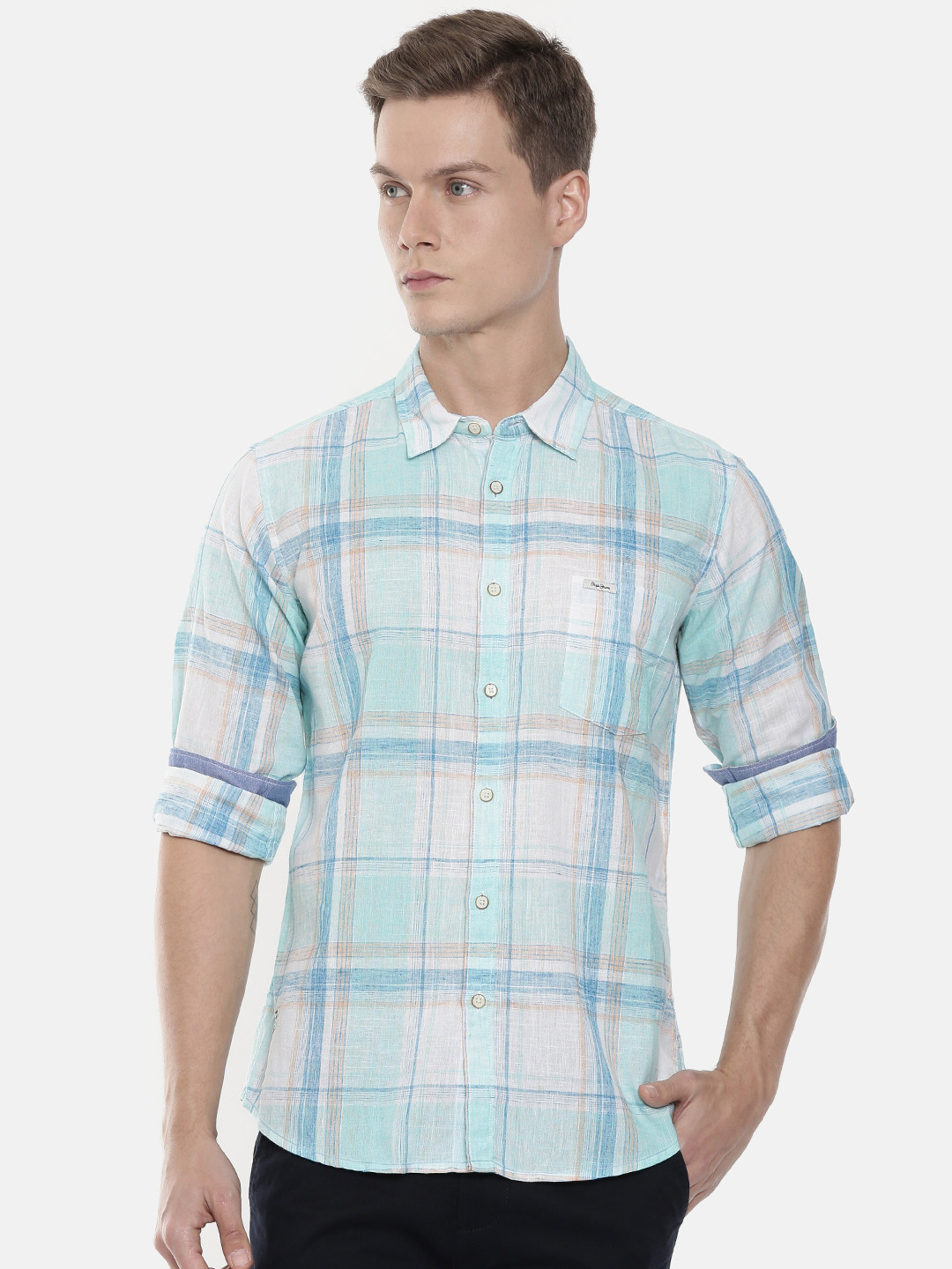 

Pepe Jeans Men Blue & White Regular Fit Checked Casual Shirt