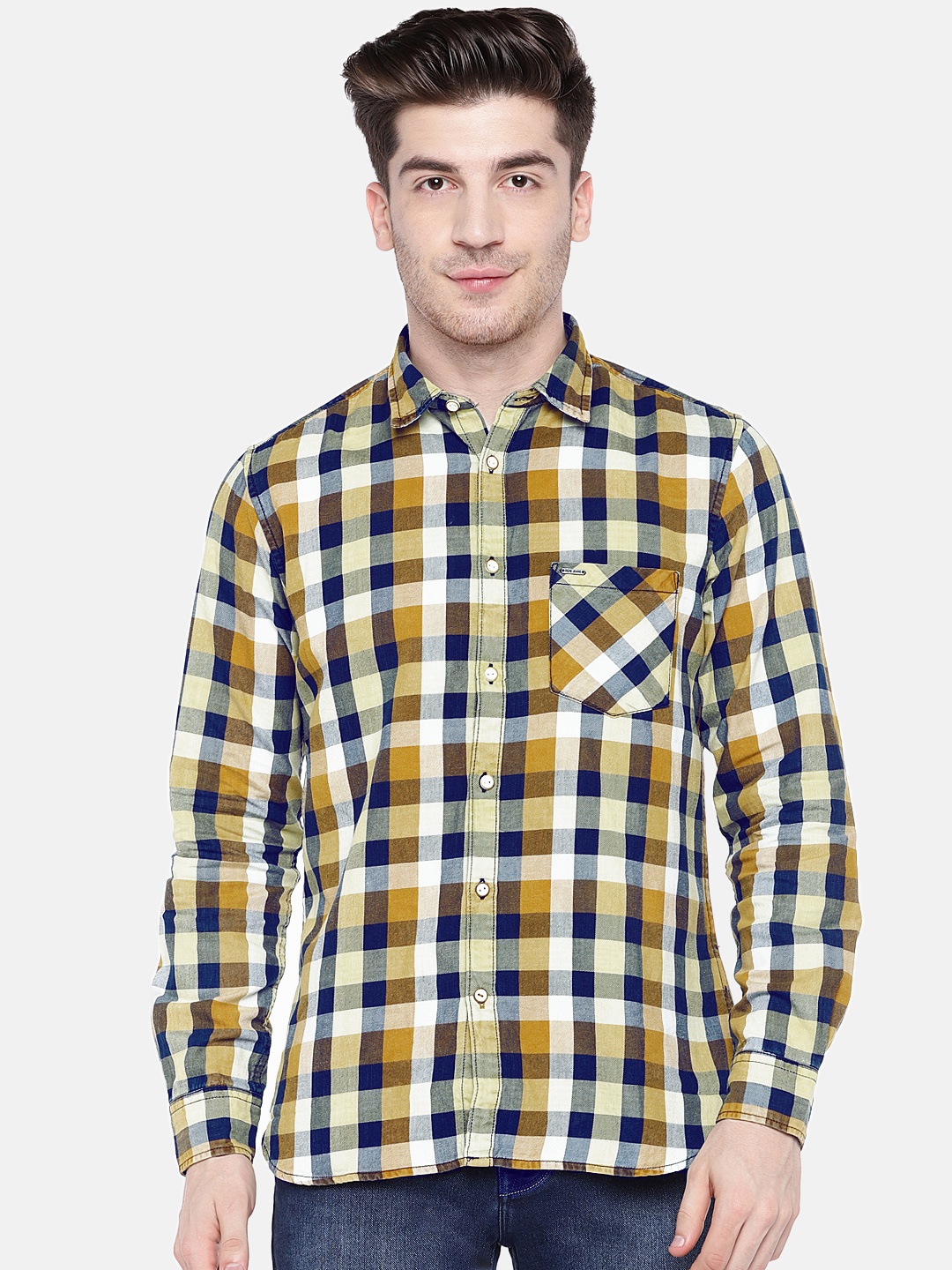 

Pepe Jeans Men Brown & Navy Regular Fit Checked Casual Shirt