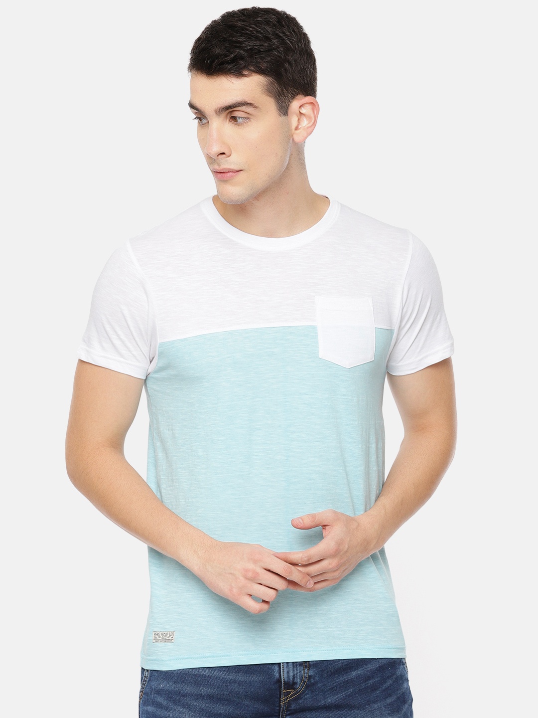 

Pepe Jeans Men Blue & White Colourblocked Round Neck T-shirt