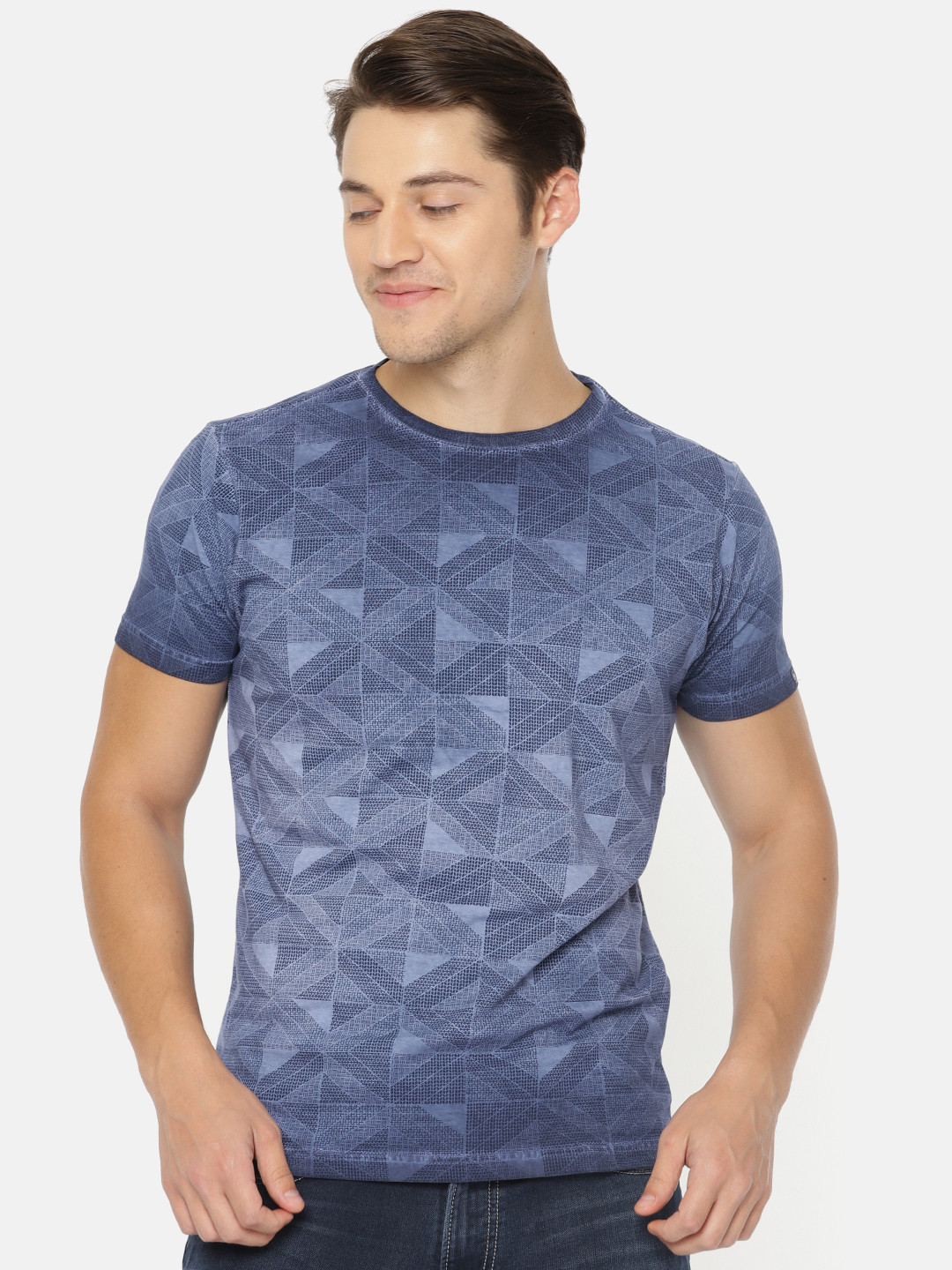 

Pepe Jeans Men Blue Printed Round Neck Pure Cotton T-shirt