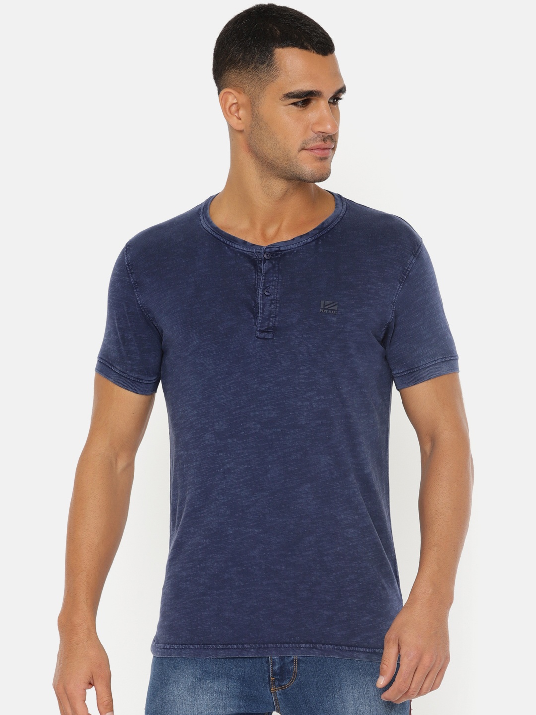 

Pepe Jeans Men Blue Solid Henley Neck T-shirt