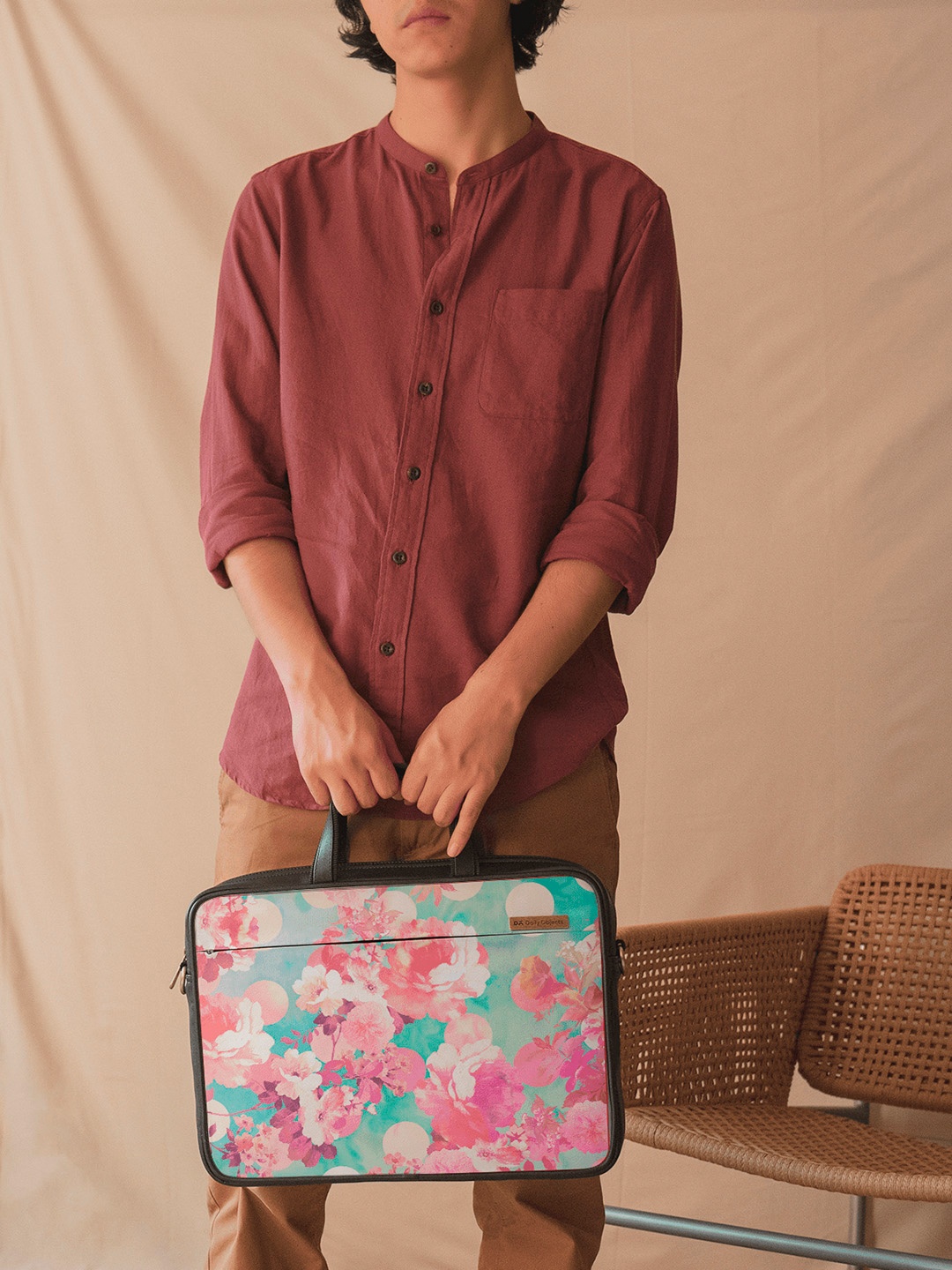 

DailyObjects Unisex Green & Pink Printed 15.6 Inches Laptop Bag