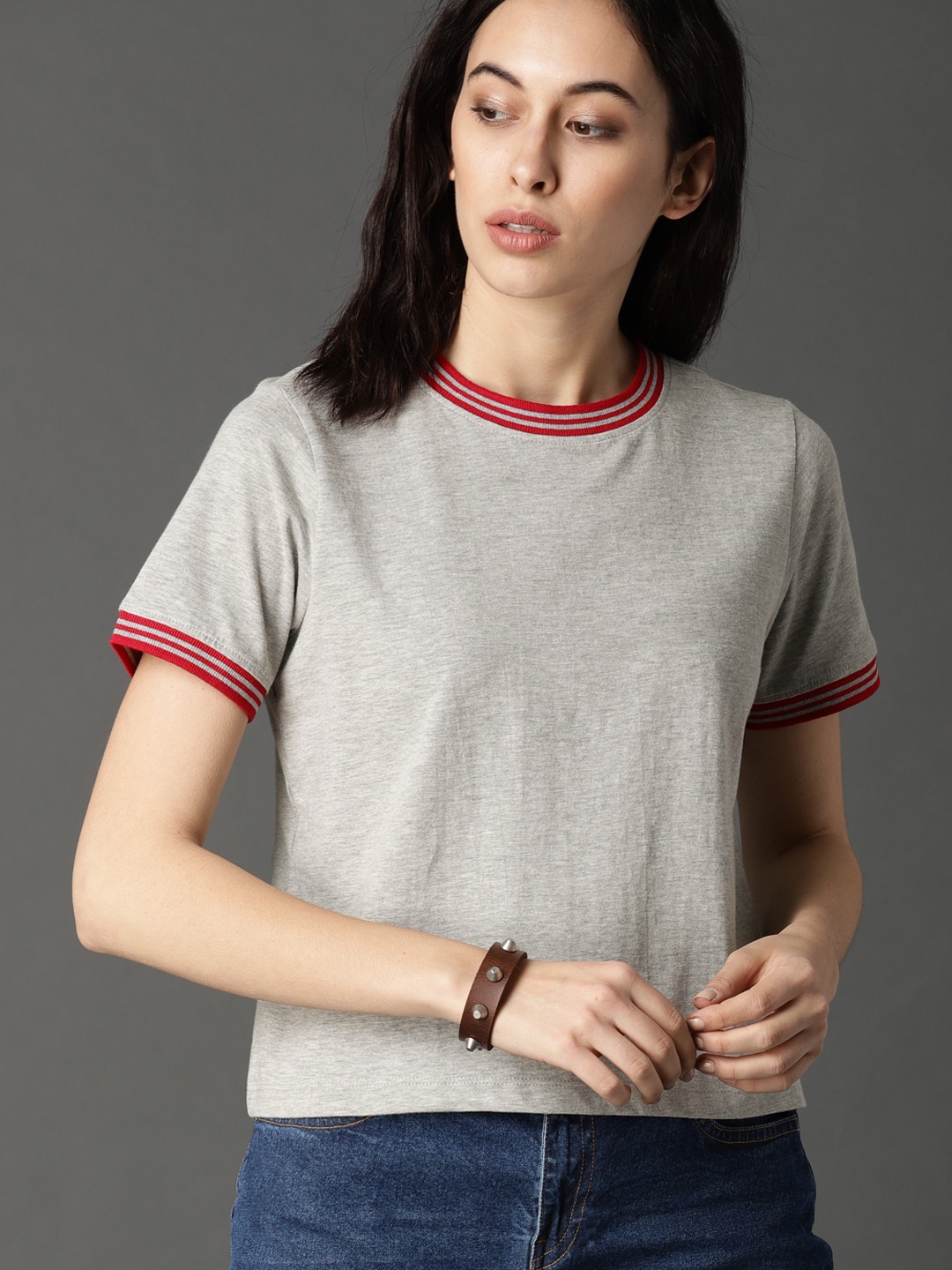 

Roadster Women Grey Solid Round Neck Pure Cotton T-shirt