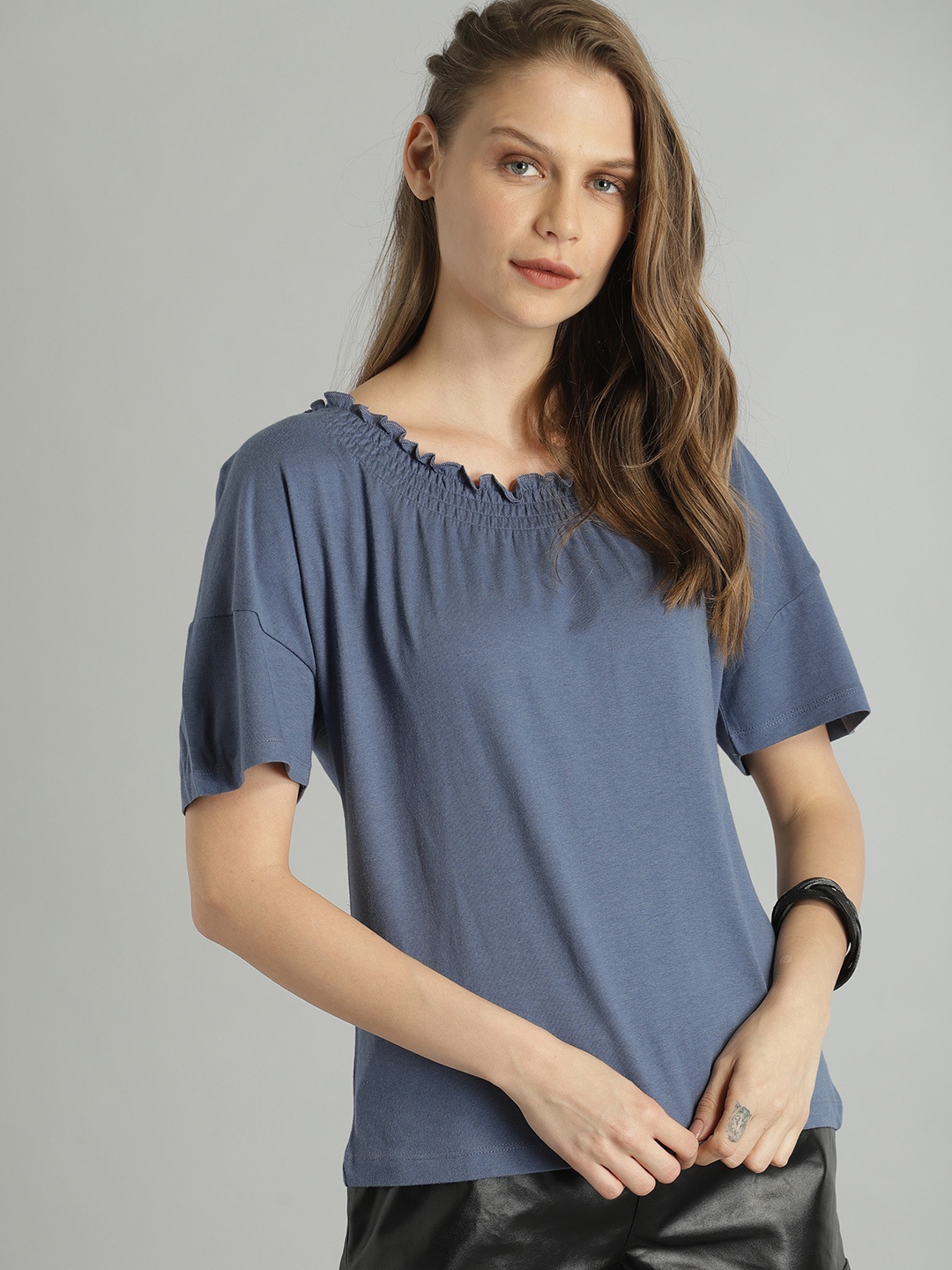 

Roadster Women Blue Solid Drop-Shoulder Top