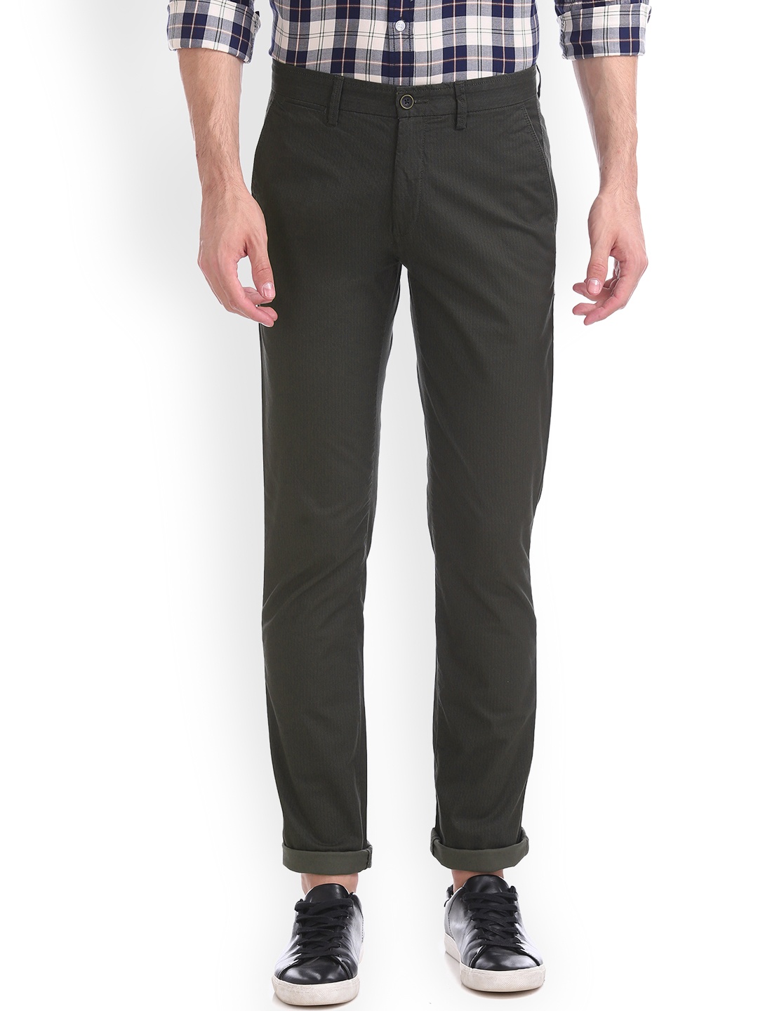 

Arrow Sport Men Charcoal Regular Fit Solid Regular Trousers