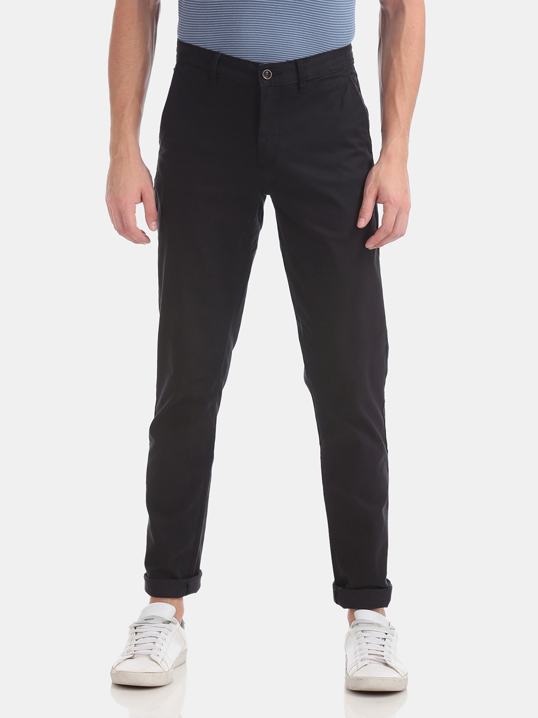 

Arrow Sport Men Black Regular Fit Solid Chinos