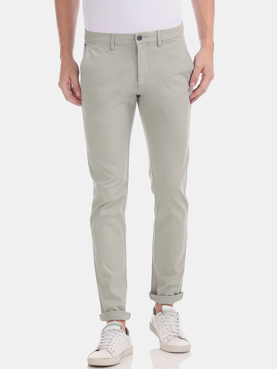 

Arrow Sport Men Grey Slim Fit Solid Chinos